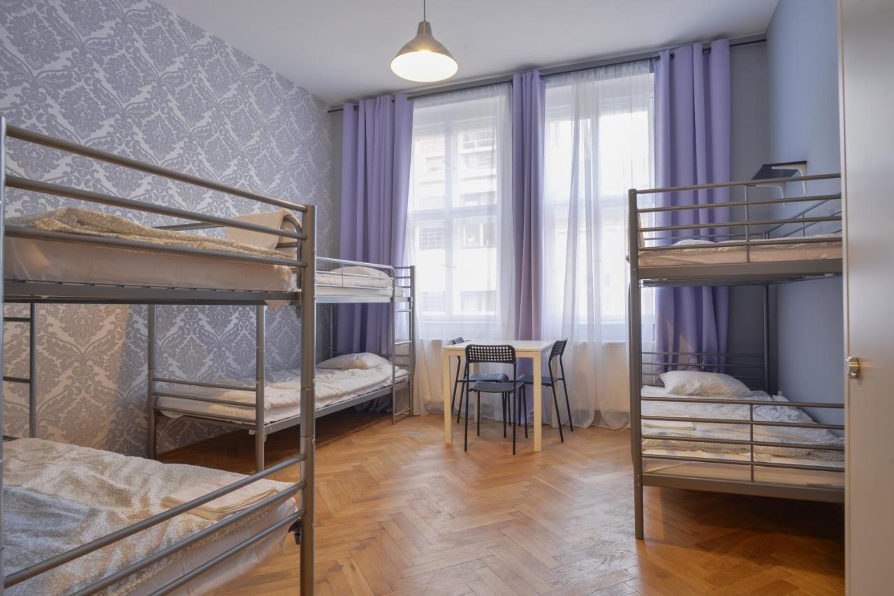 Globe Hostel Prague Adults Only Екстериор снимка