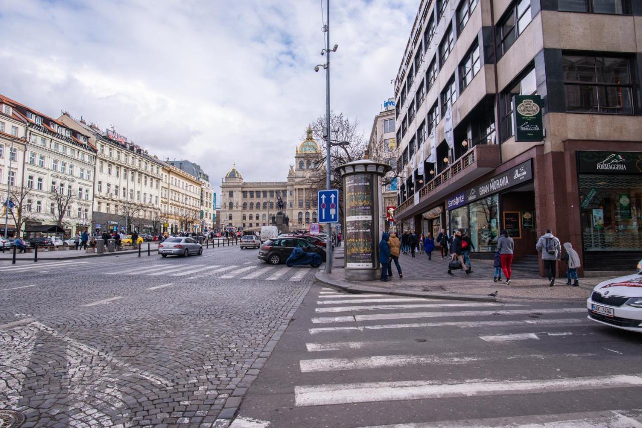 Globe Hostel Prague Adults Only Екстериор снимка