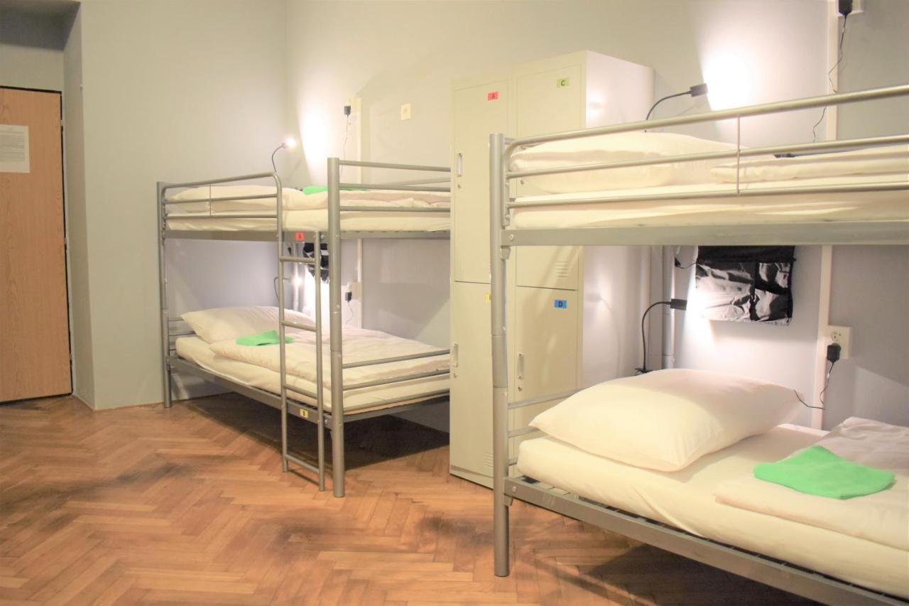 Globe Hostel Prague Adults Only Екстериор снимка