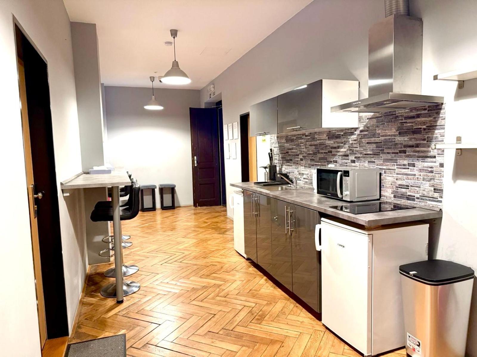 Globe Hostel Prague Adults Only Екстериор снимка